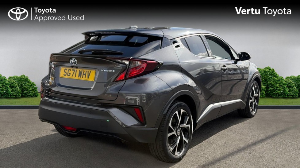 Toyota C-HR 1.8 Hybrid Design 5dr CVT Hybrid Hatchback - Image 2