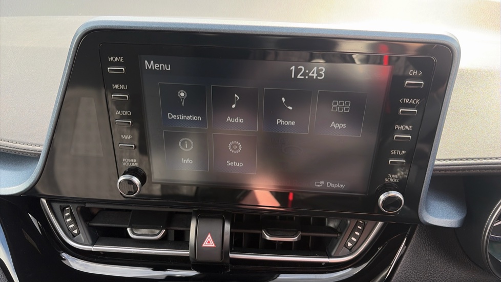 Toyota C-HR 1.8 Hybrid Design 5dr CVT Hybrid Hatchback - Image 41