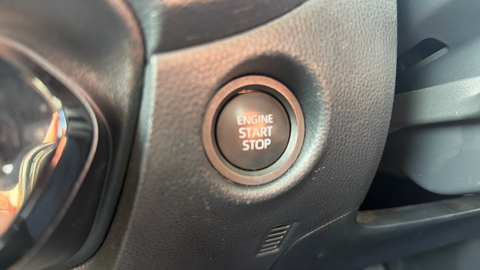 Toyota Aygo X 1.0 VVT-i Exclusive 5dr Petrol Hatchback - Image 16