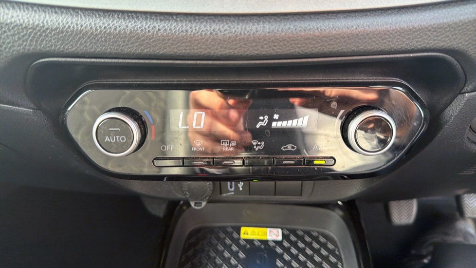 Toyota Aygo X 1.0 VVT-i Exclusive 5dr Petrol Hatchback - Image 35