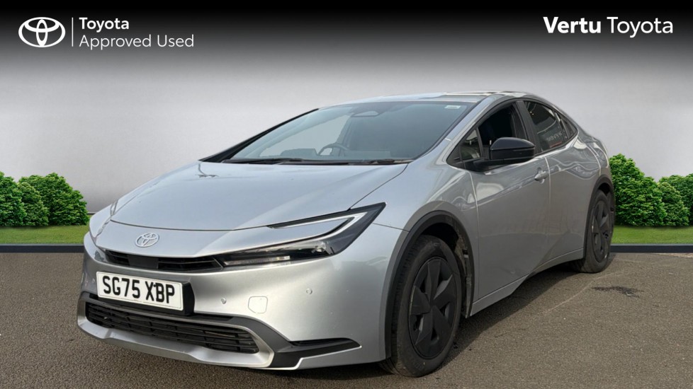 Toyota Prius 2.0 PHEV Design 5dr CVT Hatchback - Image 3