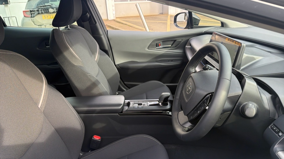 Toyota Prius 2.0 PHEV Design 5dr CVT Hatchback - Image 11