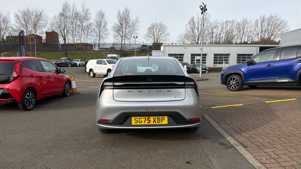 Toyota Prius 2.0 PHEV Design 5dr CVT Hatchback - Image 19