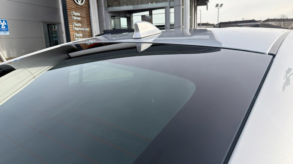 Toyota Prius 2.0 PHEV Design 5dr CVT Hatchback - Image 23