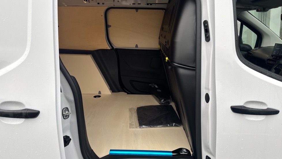 Toyota Proace City L1 Diesel 1.5D 100 Icon Van - Image 8