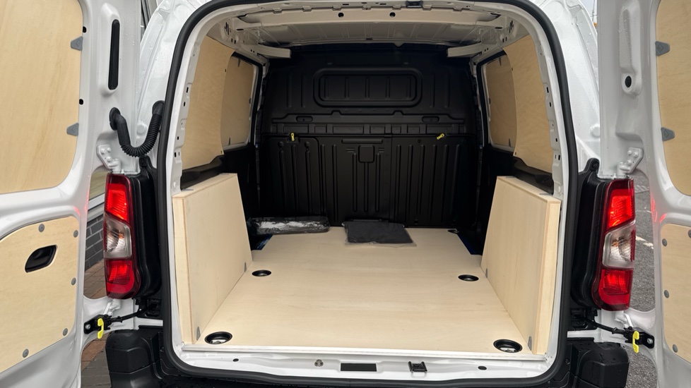 Toyota Proace City L1 Diesel 1.5D 100 Icon Van - Image 13