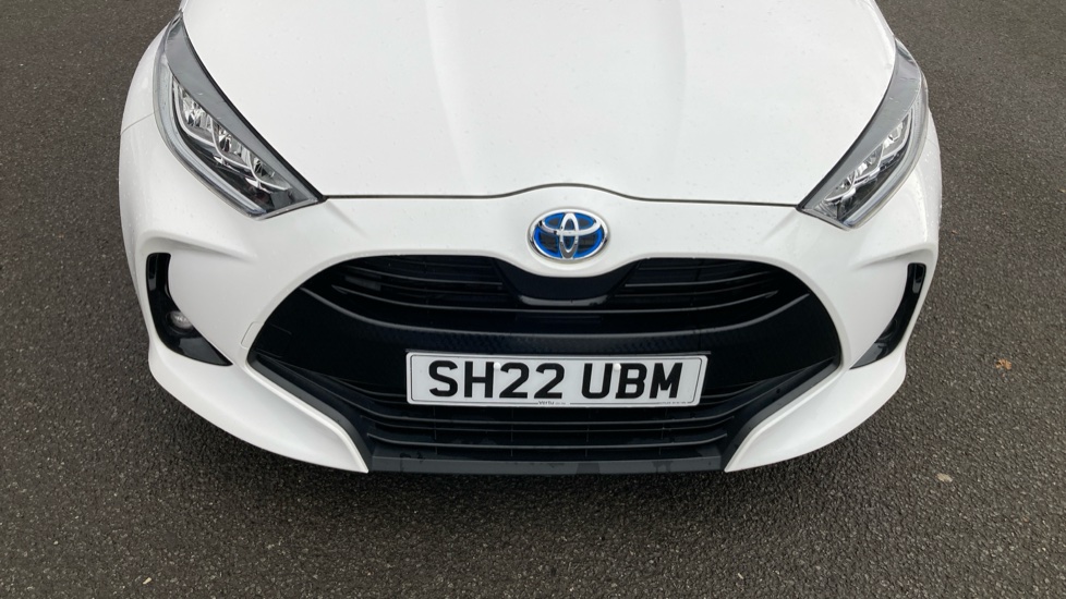 Toyota Yaris 1.5 Hybrid Design 5dr CVT Hybrid Hatchback - Image 30