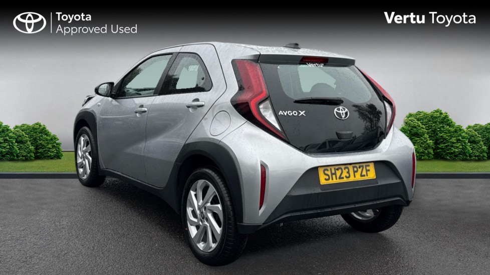 Toyota Aygo X 1.0 VVT-i Pure 5dr Auto Petrol Hatchback - Image 4