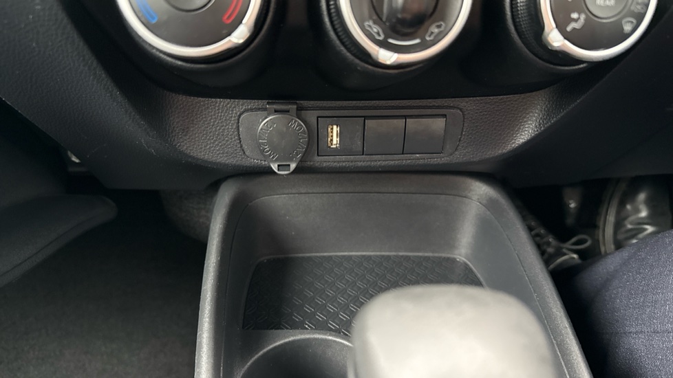 Toyota Aygo X 1.0 VVT-i Pure 5dr Auto Petrol Hatchback - Image 40
