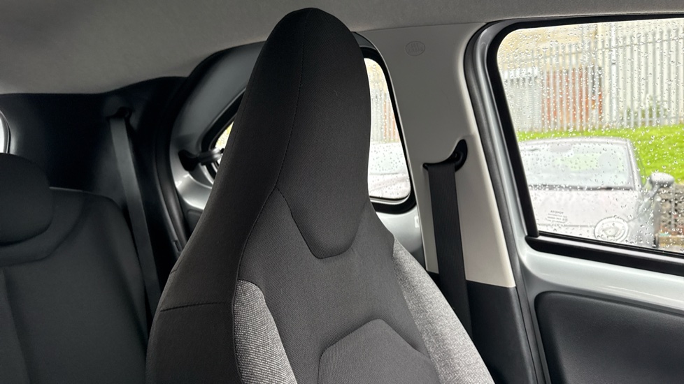 Toyota Aygo X 1.0 VVT-i Pure 5dr Auto Petrol Hatchback - Image 45