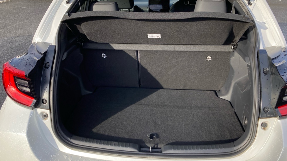Toyota Yaris 1.5 Hybrid Excel 5dr CVT Hybrid Hatchback - Image 13