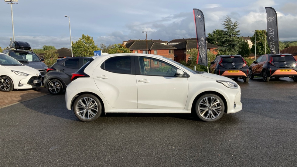 Toyota Yaris 1.5 Hybrid Excel 5dr CVT Hybrid Hatchback - Image 23