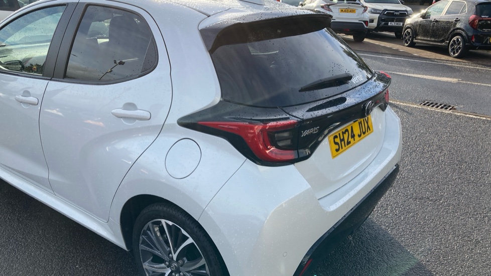 Toyota Yaris 1.5 Hybrid Excel 5dr CVT Hybrid Hatchback - Image 35