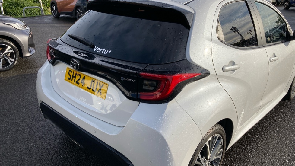 Toyota Yaris 1.5 Hybrid Excel 5dr CVT Hybrid Hatchback - Image 37