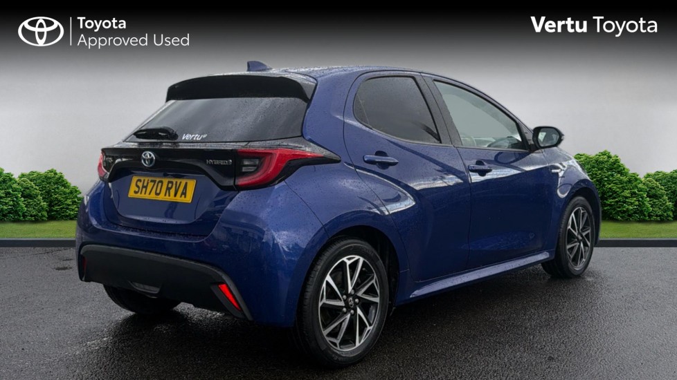 Toyota Yaris 1.5 Hybrid Design 5dr CVT Hybrid Hatchback - Image 2