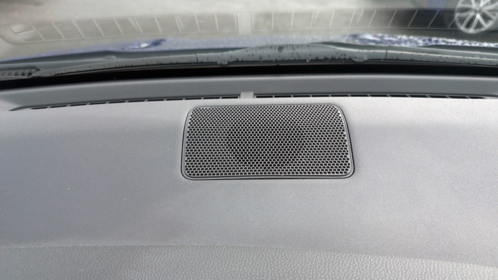 Toyota Yaris 1.5 Hybrid Design 5dr CVT Hybrid Hatchback - Image 39