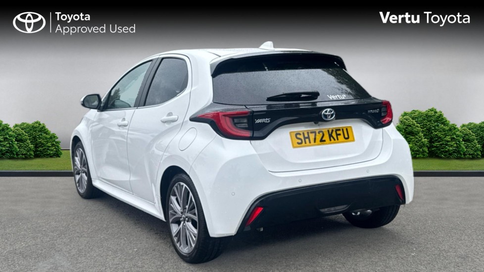 Toyota Yaris 1.5 Hybrid Excel 5dr CVT Hybrid Hatchback - Image 4