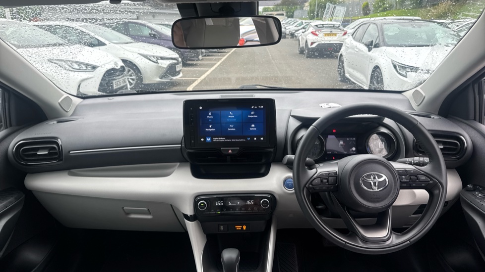 Toyota Yaris 1.5 Hybrid Excel 5dr CVT Hybrid Hatchback - Image 6
