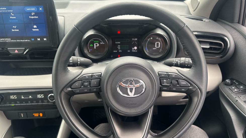 Toyota Yaris 1.5 Hybrid Excel 5dr CVT Hybrid Hatchback - Image 10