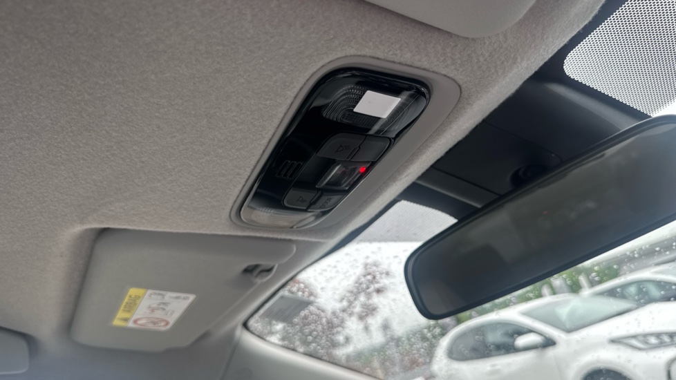 Toyota Yaris 1.5 Hybrid Excel 5dr CVT Hybrid Hatchback - Image 19