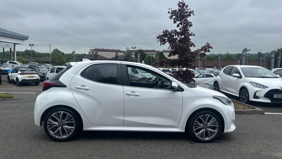 Toyota Yaris 1.5 Hybrid Excel 5dr CVT Hybrid Hatchback - Image 23