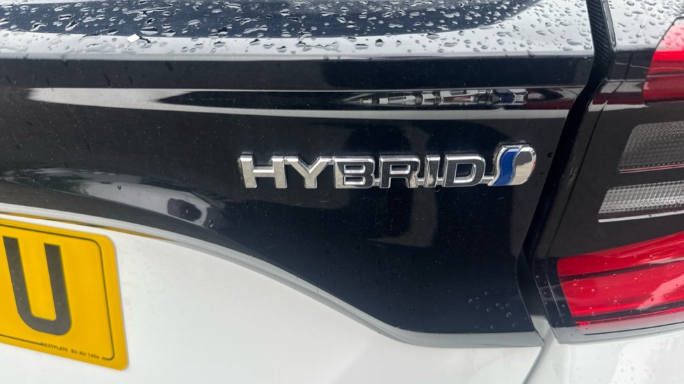 Toyota Yaris 1.5 Hybrid Excel 5dr CVT Hybrid Hatchback - Image 43
