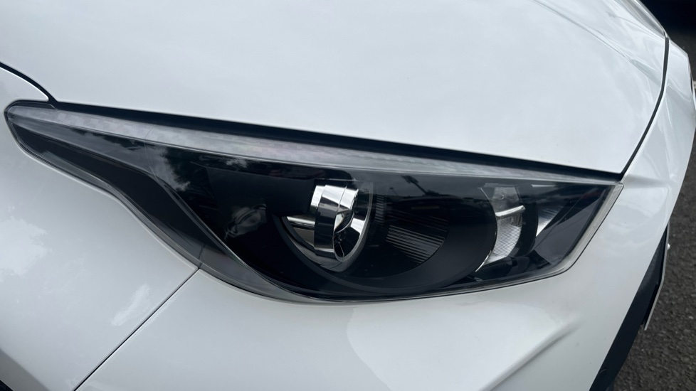 Toyota Yaris 1.5 Hybrid Icon 5dr CVT Hybrid Hatchback - Image 20