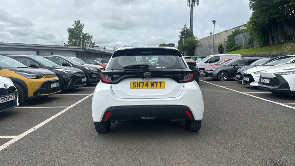 Toyota Yaris 1.5 Hybrid Icon 5dr CVT Hybrid Hatchback - Image 26