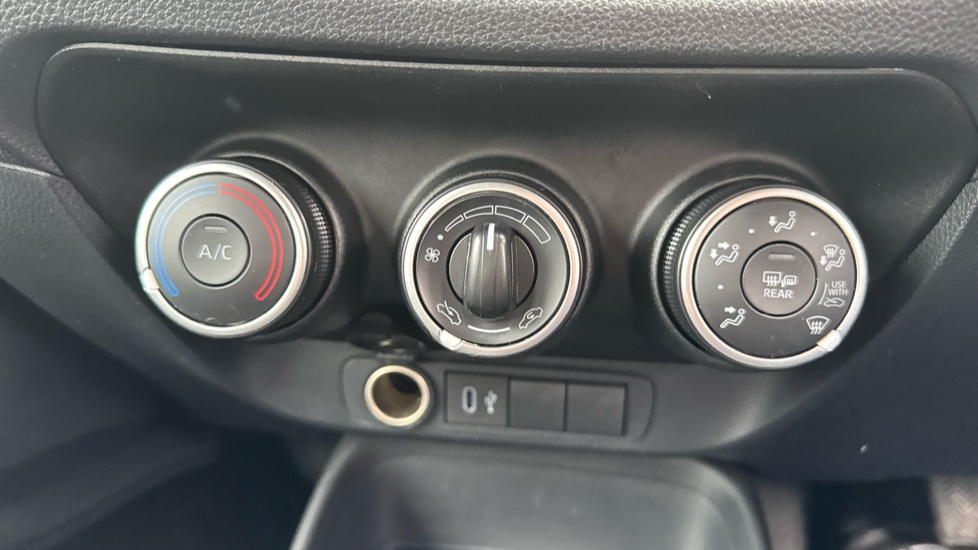Toyota Aygo X 1.0 VVT-i Pure 5dr Auto Petrol Hatchback - Image 31