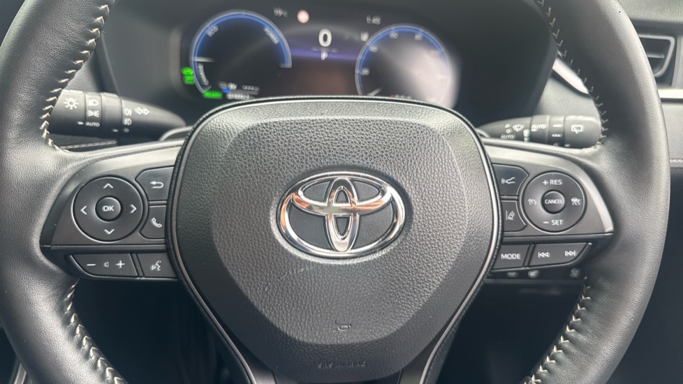 Toyota RAV4 2.5 PHEV GR Sport 5dr CVT Estate - Image 10