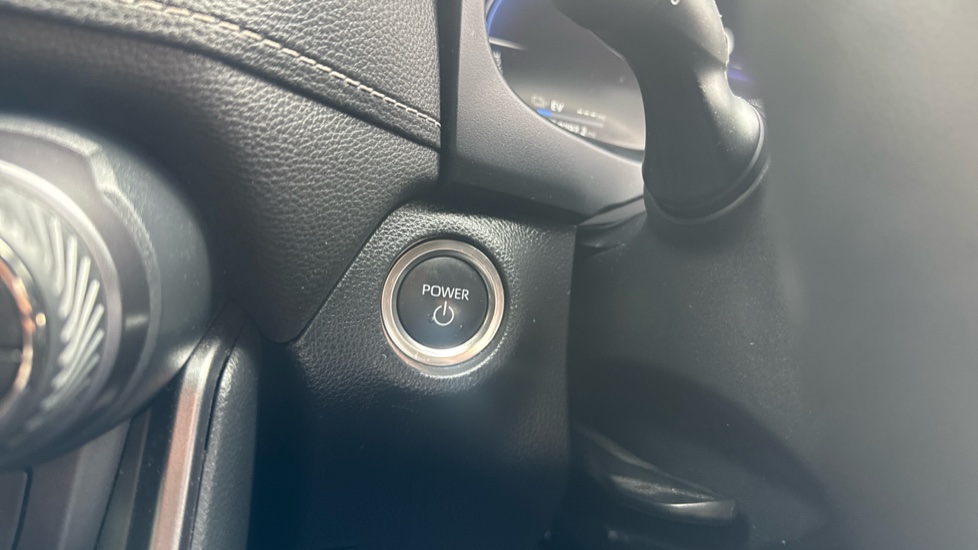 Toyota RAV4 2.5 PHEV GR Sport 5dr CVT Estate - Image 16
