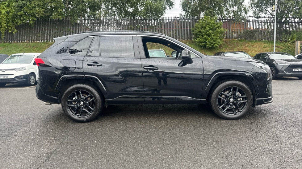Toyota RAV4 2.5 PHEV GR Sport 5dr CVT Estate - Image 23