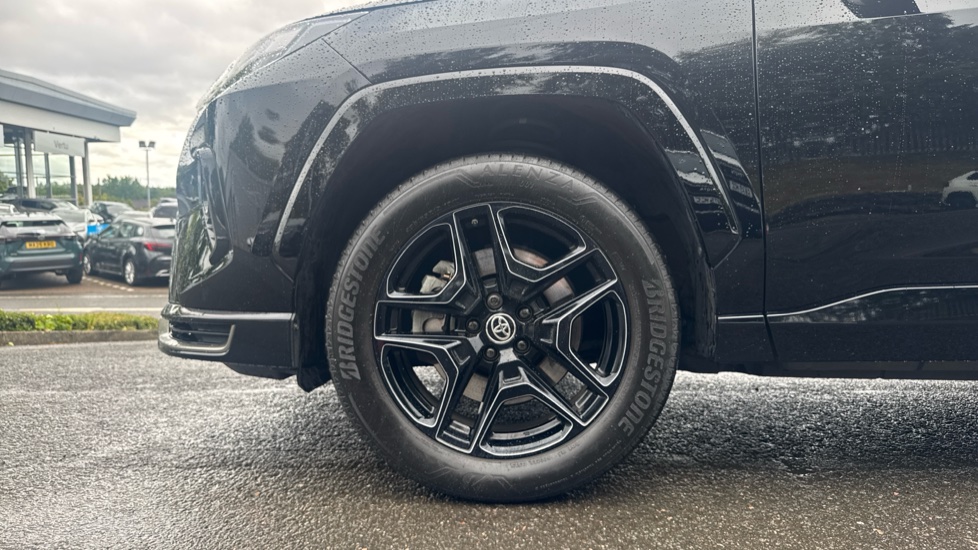 Toyota RAV4 2.5 PHEV GR Sport 5dr CVT Estate - Image 25