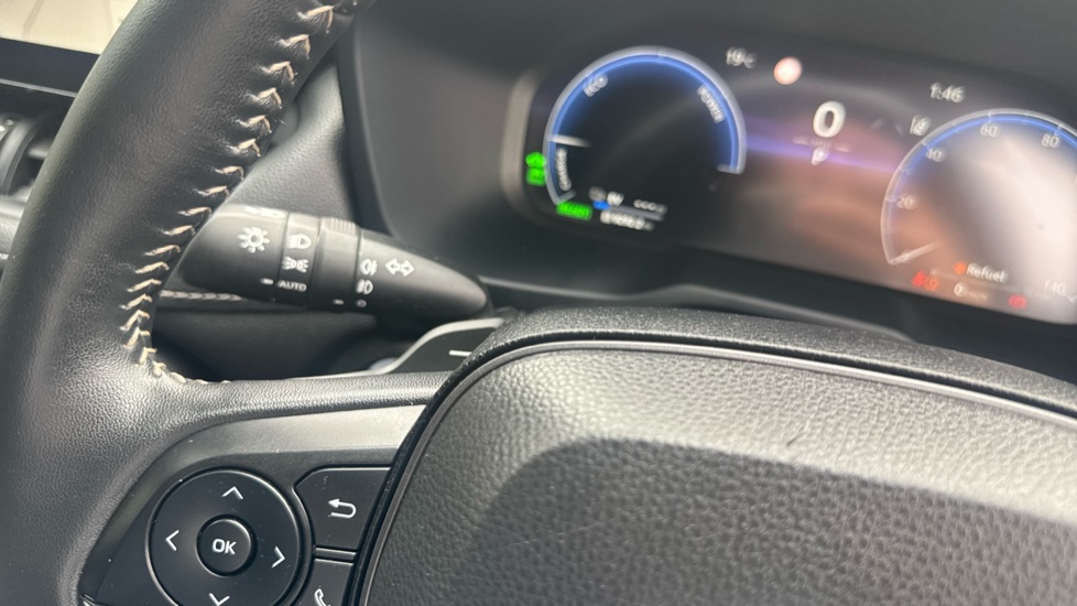 Toyota RAV4 2.5 PHEV GR Sport 5dr CVT Estate - Image 38