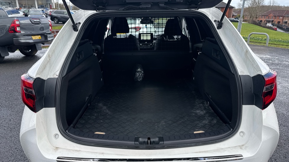 Toyota Corolla Petrol 1.8 VVT-i Hybrid Commercial Auto - Image 14