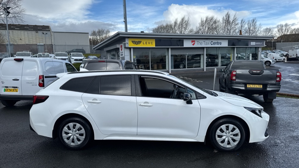 Toyota Corolla Petrol 1.8 VVT-i Hybrid Commercial Auto - Image 16