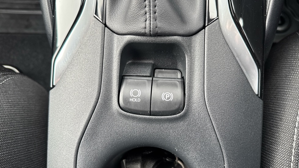 Toyota Corolla Petrol 1.8 VVT-i Hybrid Commercial Auto - Image 50