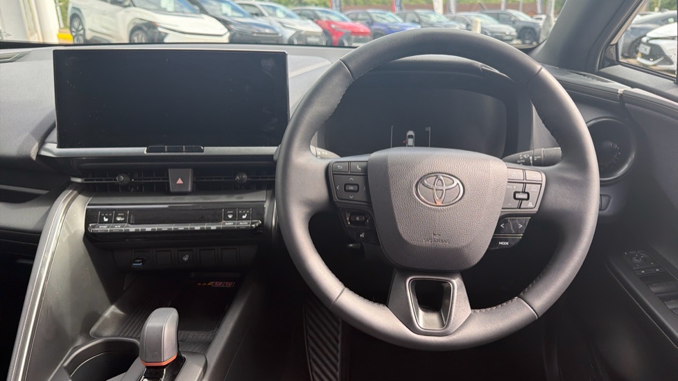 Toyota C-HR 2.0 PHEV Design 5dr CVT Hatchback - Image 7