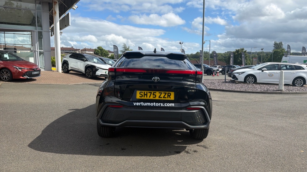 Toyota C-HR 2.0 PHEV Design 5dr CVT Hatchback - Image 26