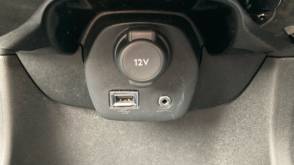 Toyota Aygo 1.0 VVT-i X-Press 5dr Petrol Hatchback - Image 34