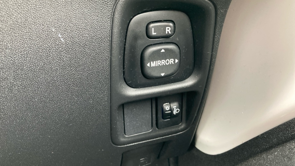 Toyota Aygo 1.0 VVT-i X-Press 5dr Petrol Hatchback - Image 44