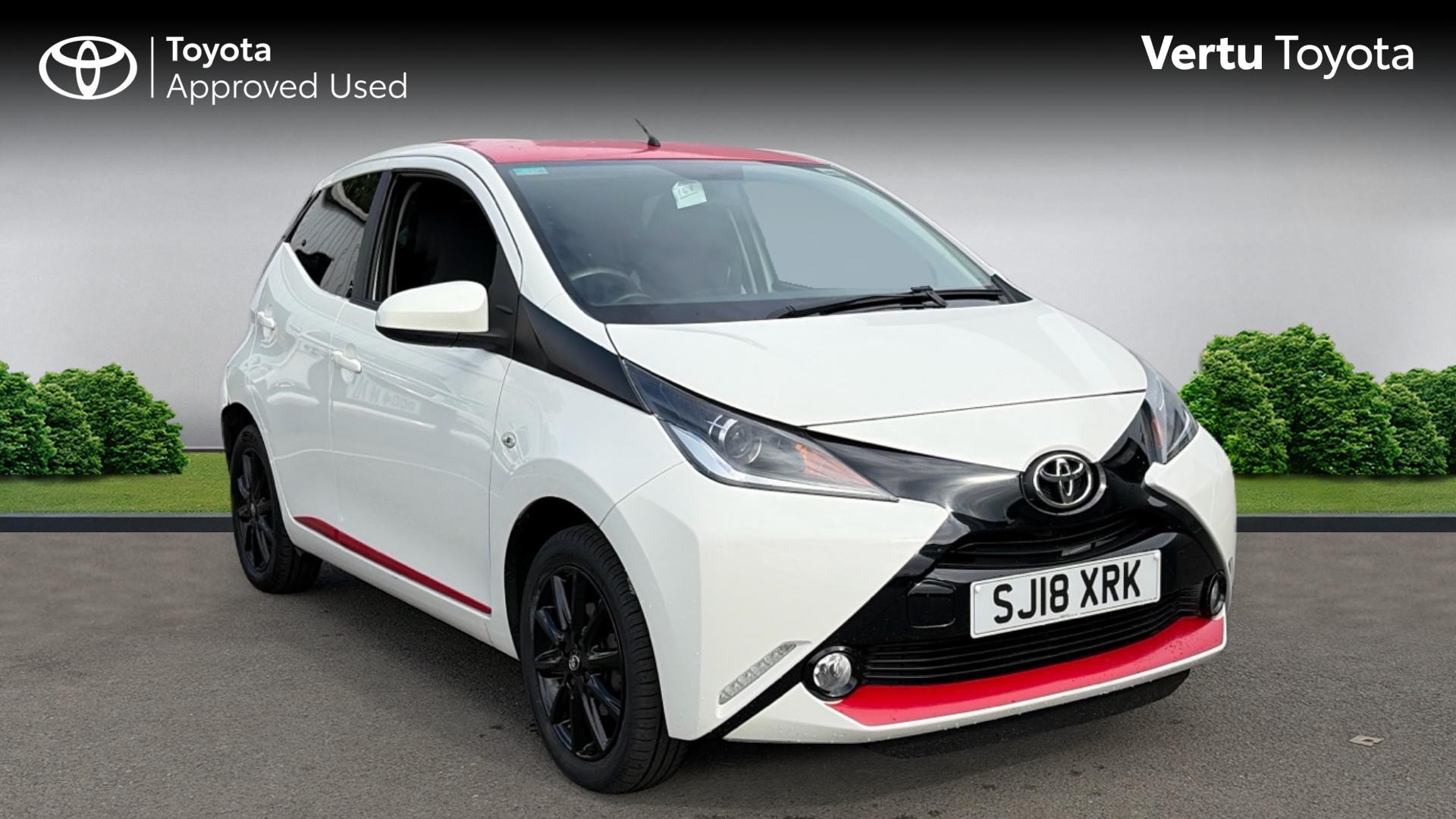 Toyota AYGO listing photo