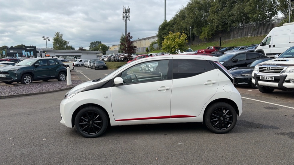 Toyota Aygo 1.0 VVT-i X-Press 5dr Petrol Hatchback - Image 24