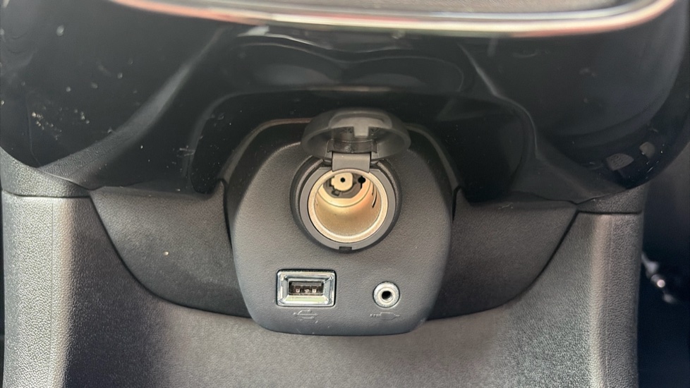 Toyota Aygo 1.0 VVT-i X-Press 5dr Petrol Hatchback - Image 42