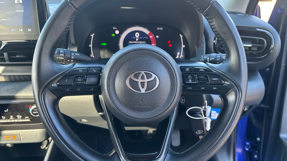 Toyota Yaris 1.5 Hybrid Design 5dr CVT Hybrid Hatchback - Image 7