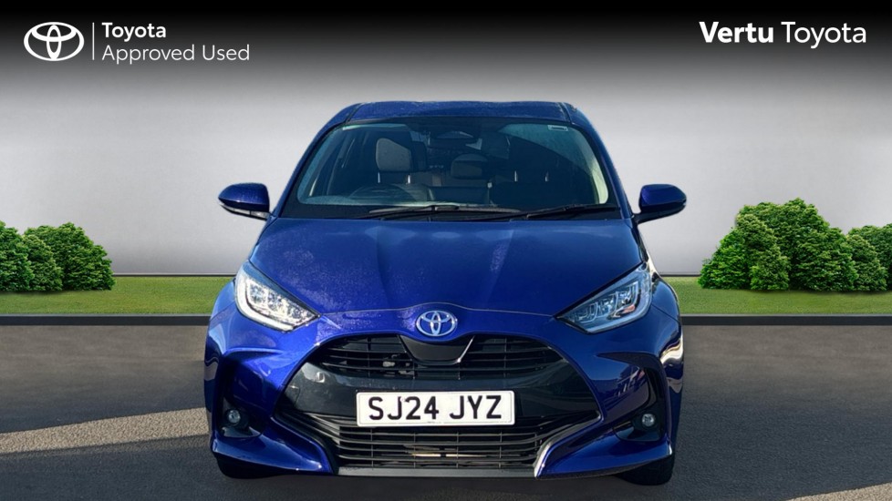 Toyota Yaris 1.5 Hybrid Design 5dr CVT Hybrid Hatchback - Image 22