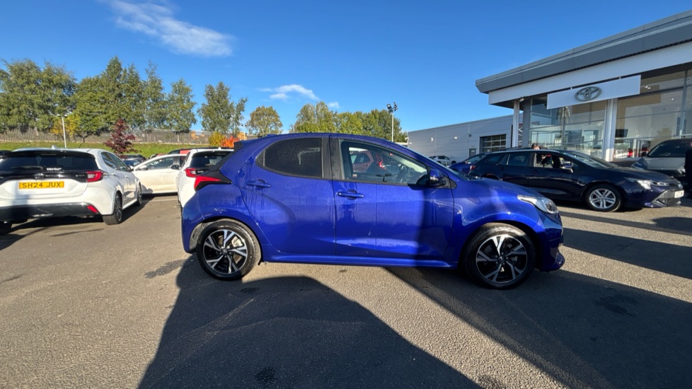 Toyota Yaris 1.5 Hybrid Design 5dr CVT Hybrid Hatchback - Image 23