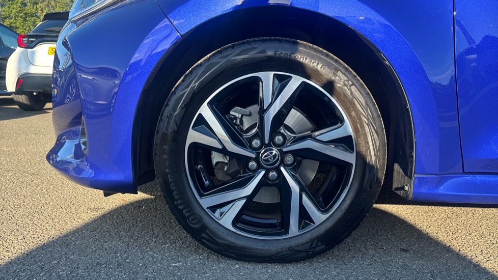 Toyota Yaris 1.5 Hybrid Design 5dr CVT Hybrid Hatchback - Image 25