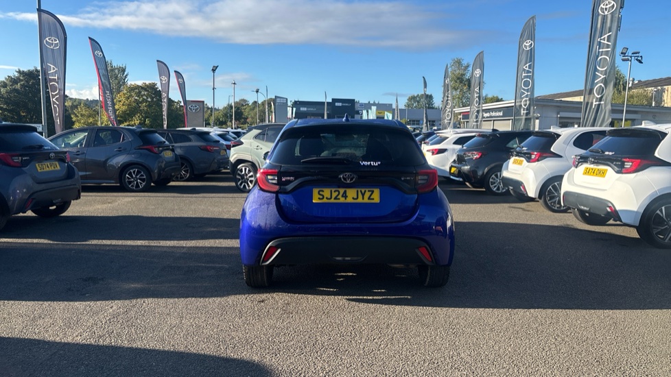 Toyota Yaris 1.5 Hybrid Design 5dr CVT Hybrid Hatchback - Image 26