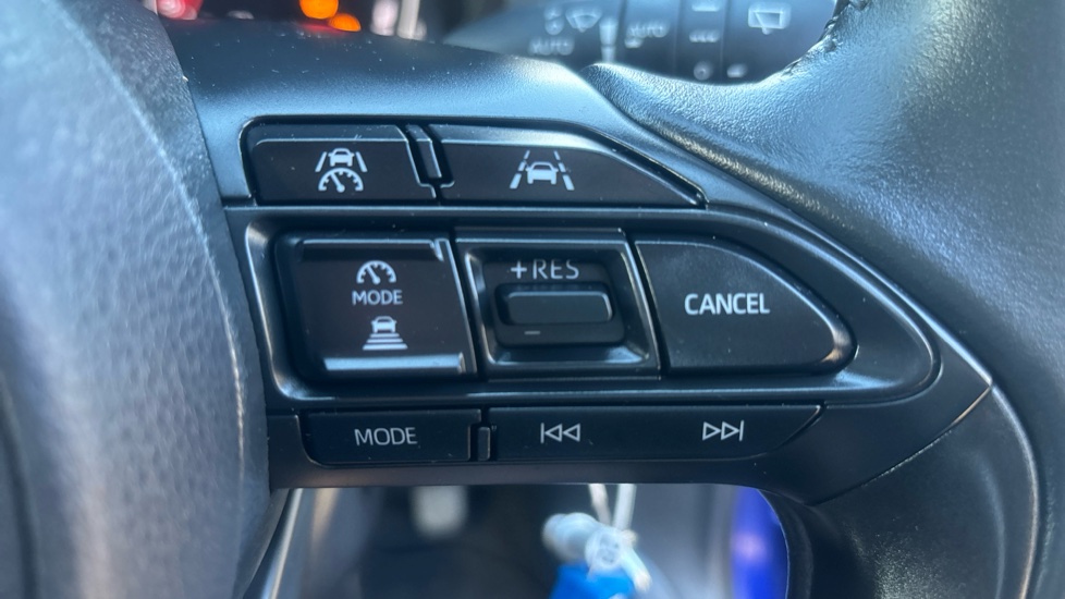 Toyota Yaris 1.5 Hybrid Design 5dr CVT Hybrid Hatchback - Image 31
